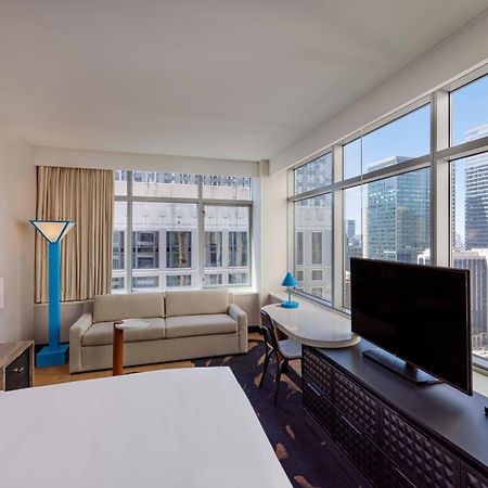 Thewit Chicago, A Hilton Hotel Exteriér fotografie